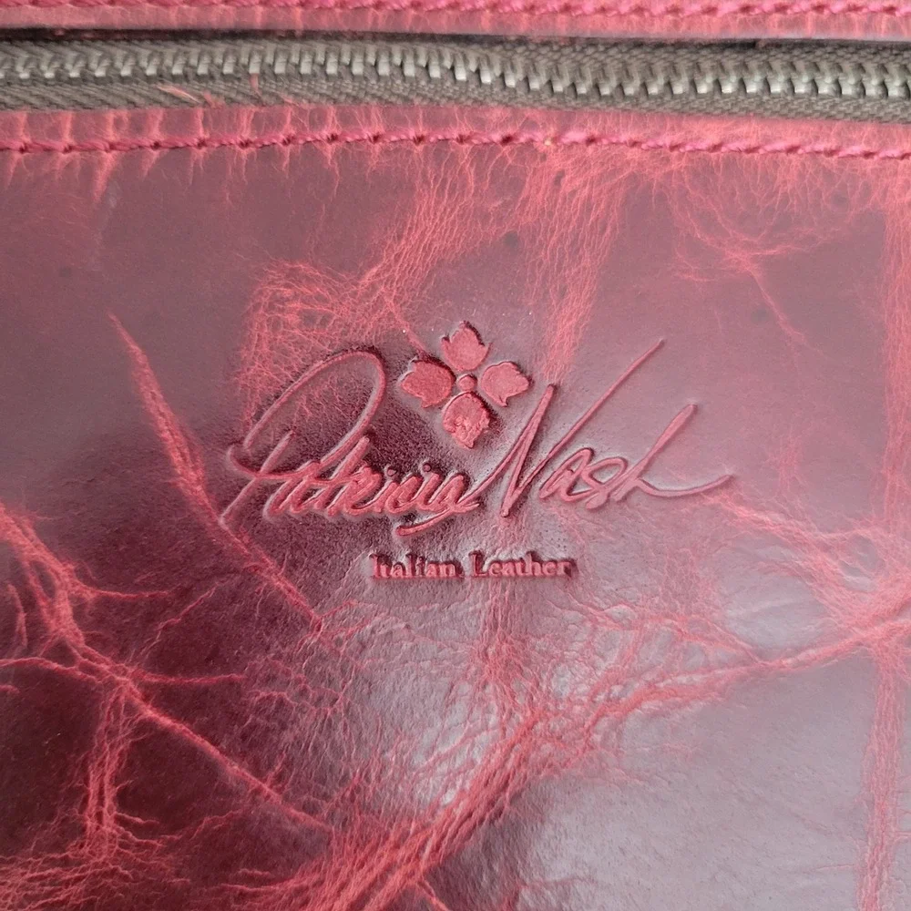 Patricia Nash Red Distressed Italian Leather Envelope Clutch Zip Pocket Bag Lux‎